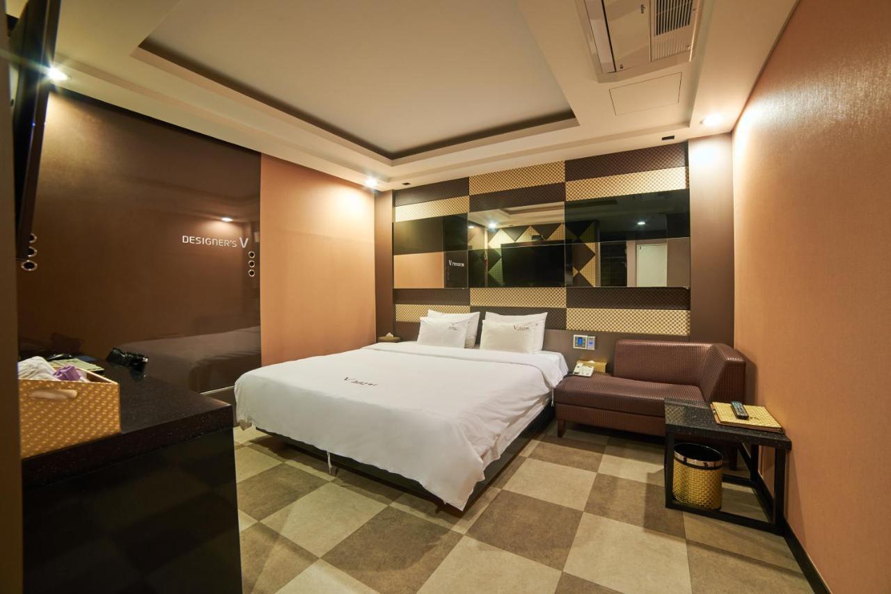 Busan Premium V Hotel Экстерьер фото