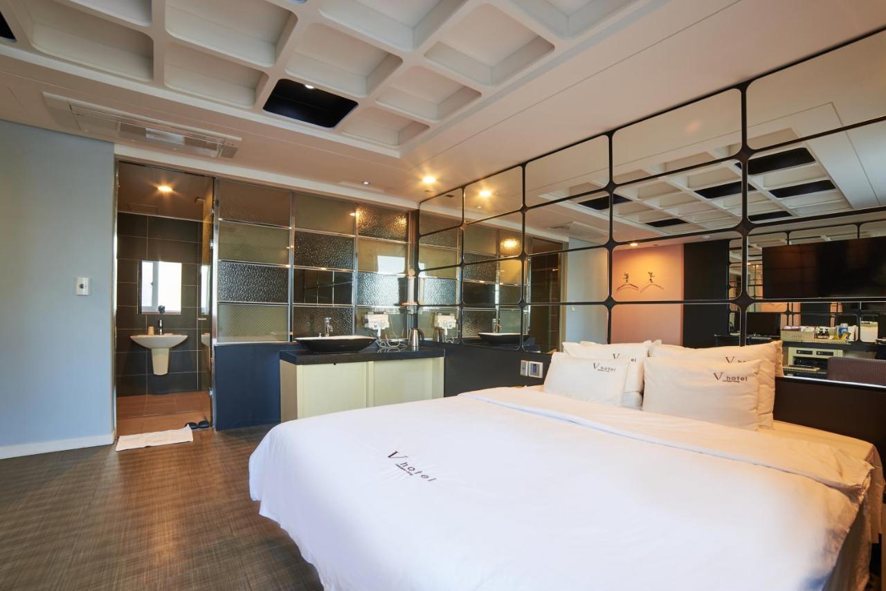 Busan Premium V Hotel Экстерьер фото