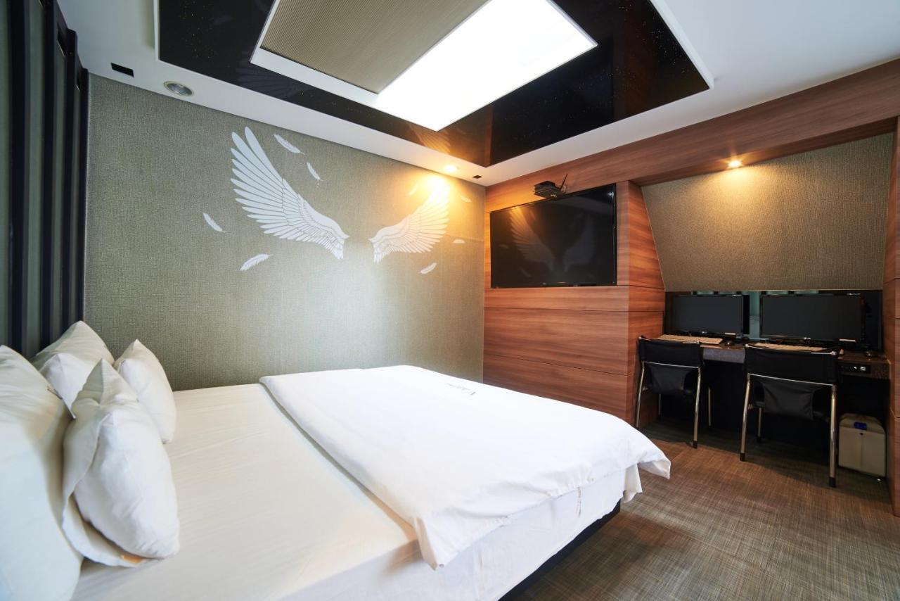 Busan Premium V Hotel Экстерьер фото